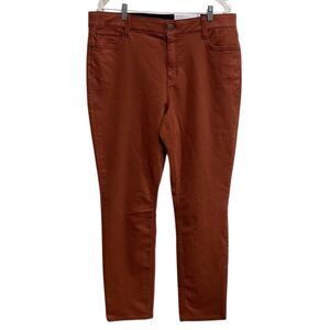 Liz Claiborne NWT Sara Slim Leg Pants – Brandy Brown Mid-Rise Size 16